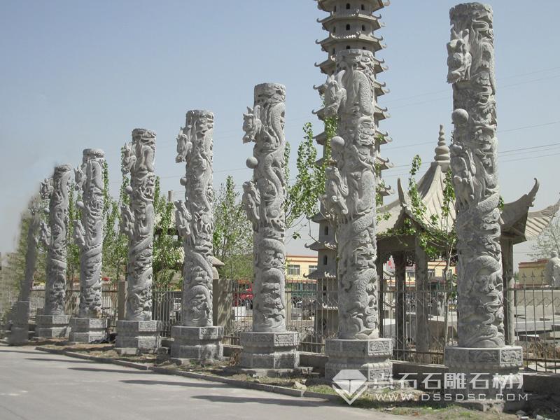 石龙柱 石龙柱