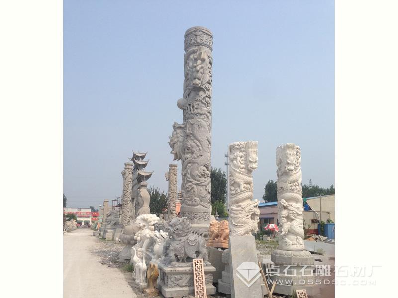 石雕龙柱 石雕龙柱